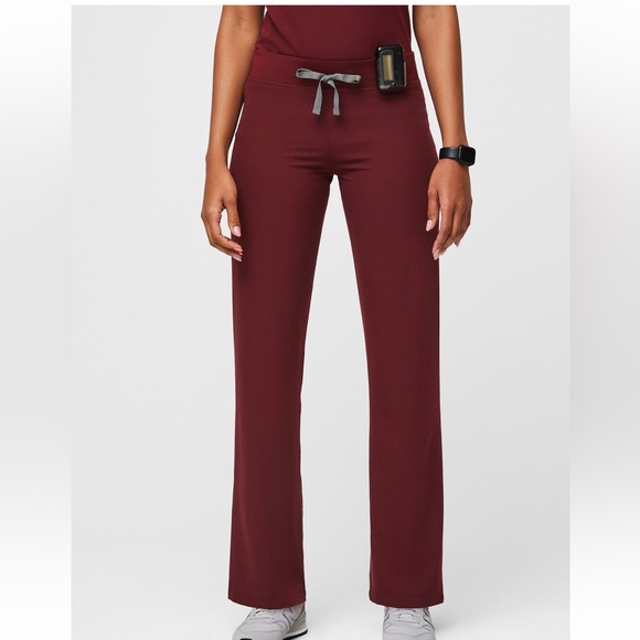 Burgundy FIGS Scrub Set - Picture 4 of 5